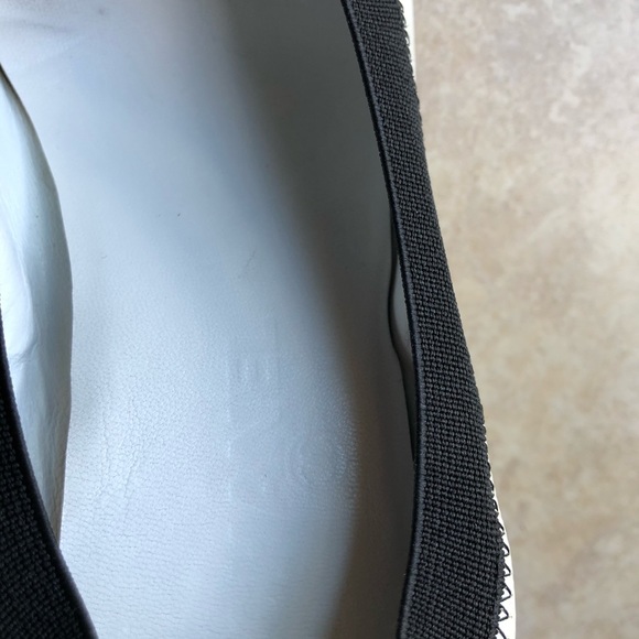 Chanel shoes - Picture 7 of 11